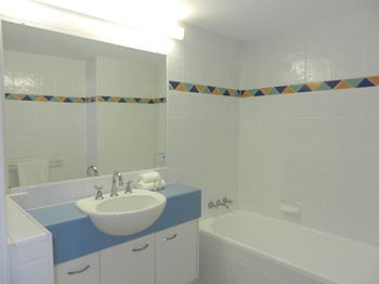 Beachside Resort - Kawana Waters - Hervey Bay Accommodation 38