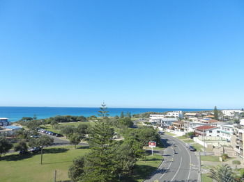 Beachside Resort - Kawana Waters - Hervey Bay Accommodation 41