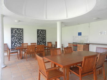 Beachside Resort - Kawana Waters - Hervey Bay Accommodation 43