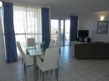 Beachside Resort - Kawana Waters - Hervey Bay Accommodation 48