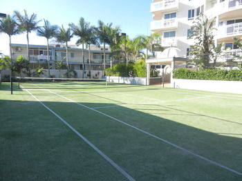 Beachside Resort - Kawana Waters - Hervey Bay Accommodation 54