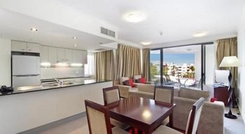 OVR Caloundra - Hervey Bay Accommodation 10