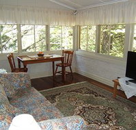 Whispering Pines Chalet amp Cottages - Hervey Bay Accommodation
