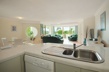 Osprey Apartments - Hervey Bay Accommodation 5