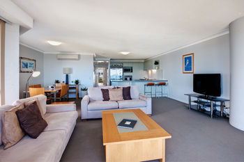 Osprey Apartments - Hervey Bay Accommodation 8