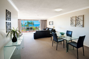 Osprey Apartments - Hervey Bay Accommodation 12
