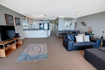 Osprey Apartments - Hervey Bay Accommodation 20