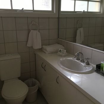 Eltham Gateway Hotel - Hervey Bay Accommodation 4