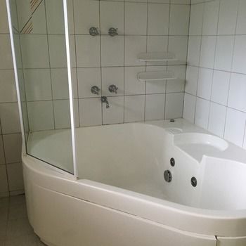 Eltham Gateway Hotel - Hervey Bay Accommodation 6