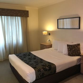 Eltham Gateway Hotel - Hervey Bay Accommodation 12