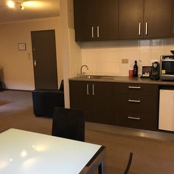 Eltham Gateway Hotel - Hervey Bay Accommodation 26