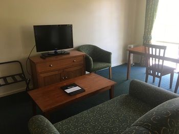 Eltham Gateway Hotel - Hervey Bay Accommodation 51