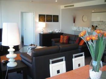 Docklands Executive Apartments - Hervey Bay Accommodation 8