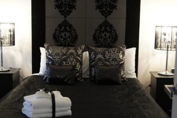 Docklands Executive Apartments - Hervey Bay Accommodation 12