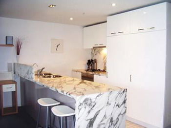 Docklands Executive Apartments - Hervey Bay Accommodation 13