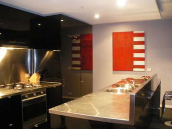 Docklands Executive Apartments - Hervey Bay Accommodation 15