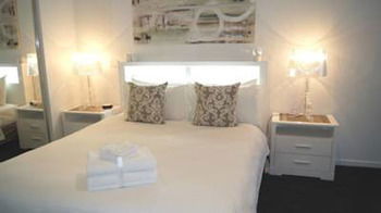 Docklands Executive Apartments - Hervey Bay Accommodation 21