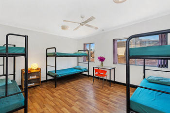 Manly Backpackers - Hostel - Tourism Hervey Bay 3