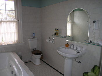 Silvermere - Hervey Bay Accommodation 25