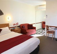 The 3 Explorers Motel - Hervey Bay Accommodation