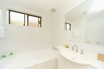 Waldorf Eastwood Residential Apartments - Tourism Hervey Bay 8