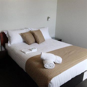 The Huskisson - Hervey Bay Accommodation 6