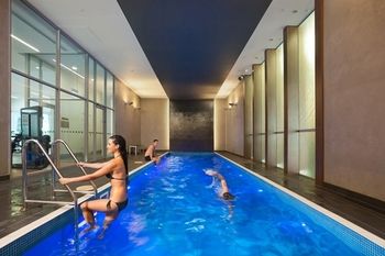 Melbourne Short Stay Apartments MP Deluxe - Tourism Hervey Bay 2