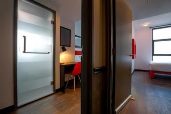 Ibis Melbourne Swanston Street - Tourism Hervey Bay 18