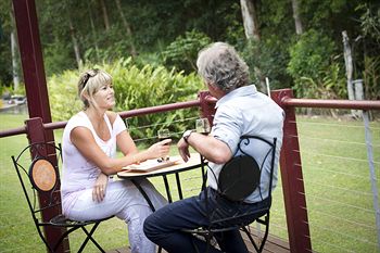 Glass House Mountains Ecolodge - Hervey Bay Accommodation 18
