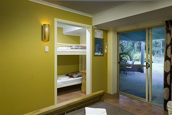 Glass House Mountains Ecolodge - Hervey Bay Accommodation 20