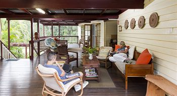Glass House Mountains Ecolodge - Hervey Bay Accommodation 26