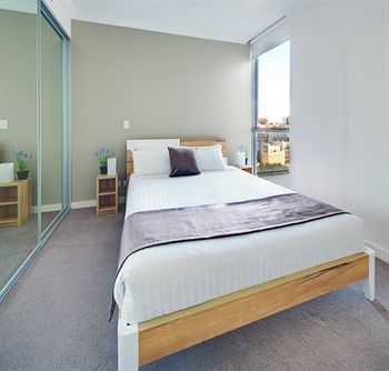Zara Tower - Luxury Suites And Apartments - Hervey Bay Accommodation 6