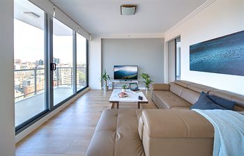 Zara Tower - Luxury Suites And Apartments - Hervey Bay Accommodation 18