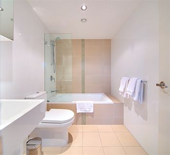 Zara Tower - Luxury Suites And Apartments - Hervey Bay Accommodation 19