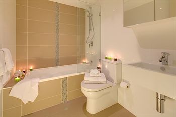 Zara Tower - Luxury Suites And Apartments - Hervey Bay Accommodation 29