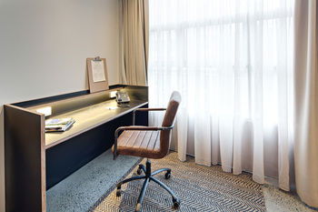 Zara Tower - Luxury Suites And Apartments - Hervey Bay Accommodation 65