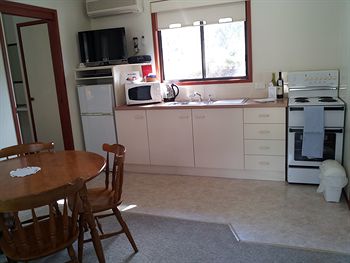 Cam-Way Estate - Hervey Bay Accommodation 7