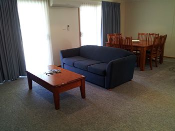 Cam-Way Estate - Hervey Bay Accommodation 9