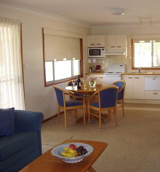 Cam-Way Estate - Hervey Bay Accommodation 20