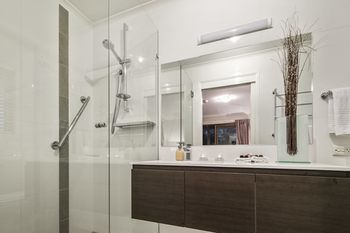 Eden Lodge - Hervey Bay Accommodation 6