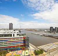 Astra Apartments - Docklands - Hervey Bay Accommodation