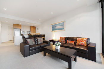 Docklands Private Collection Of Apartments - NewQuay - Hervey Bay Accommodation 15