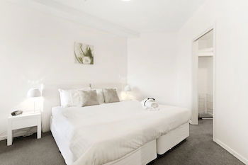 Docklands Private Collection Of Apartments - NewQuay - Hervey Bay Accommodation 19