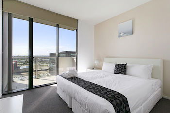Docklands Private Collection Of Apartments - NewQuay - Hervey Bay Accommodation 20