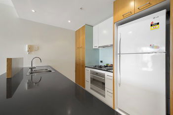 Docklands Private Collection Of Apartments - NewQuay - Hervey Bay Accommodation 30