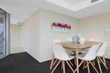 Docklands Private Collection Of Apartments - NewQuay - Hervey Bay Accommodation 44