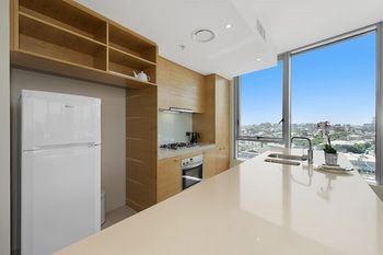 Docklands Private Collection Of Apartments - NewQuay - Hervey Bay Accommodation 46