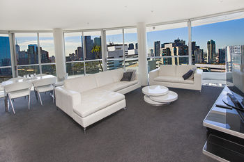 Melbourne Holiday Apartments At McCrae Docklands - Hervey Bay Accommodation 22