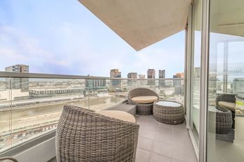 Melbourne Holiday Apartments At McCrae Docklands - Hervey Bay Accommodation 24
