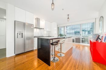 Melbourne Holiday Apartments At McCrae Docklands - Hervey Bay Accommodation 31